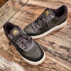 Women's Nike Air Force 1